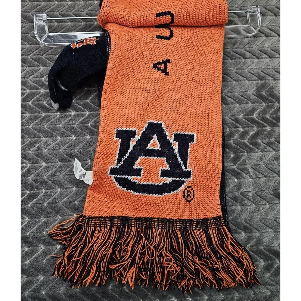 New w/Tags Auburn Tigers Football‎ Sports Knit Scarf with Fringe And Gloves